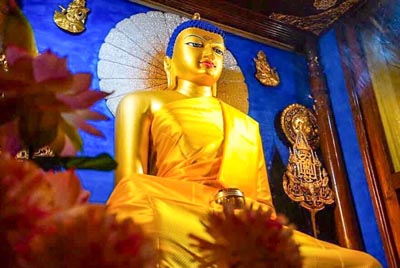 bodh-gaya-buddha-statue-mahabodhi-temple2 bodh-gaya-buddha-statue-mahabodhi-temple2