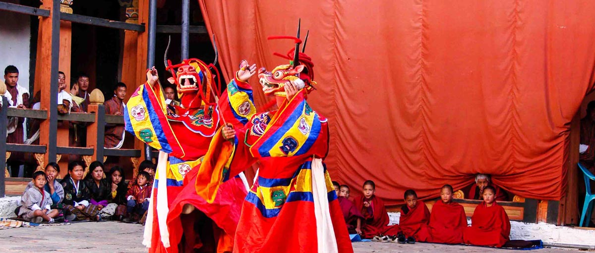 bhutan-tsechu-festival-jakar