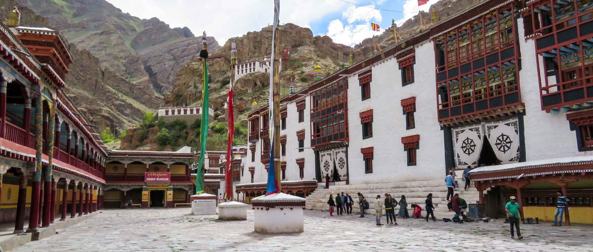 ladakh-hemis-courtyard