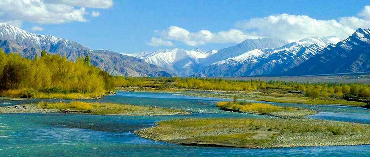 ladakh-indus-river-near-leh-2