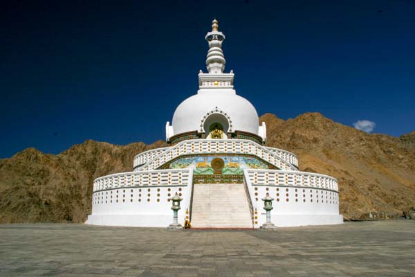 ladakh-shanti-stupa5