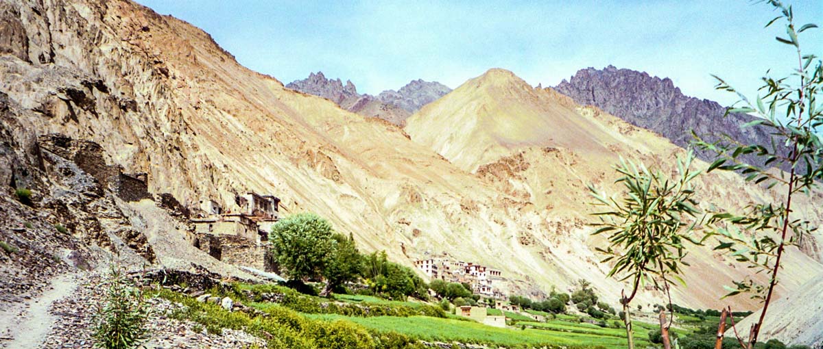 ladakh-trail-to-hinju