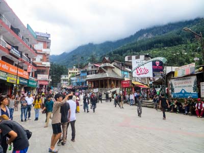 manali-main-st
