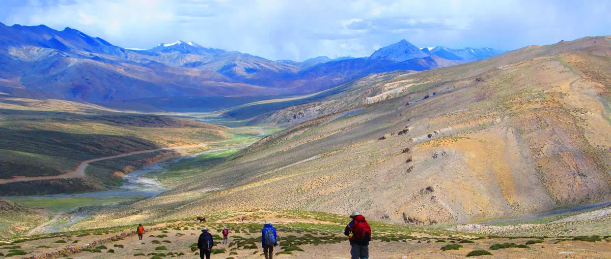 xladakh-yar-la-descent.jpg.pagespeed.ic.BFIDsoB0iV