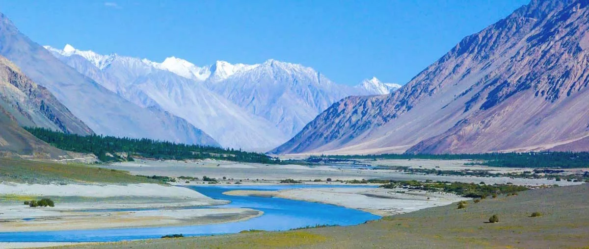 xnubra-shyok-river.jpg.pagespeed.ic.fyF08_LkF6